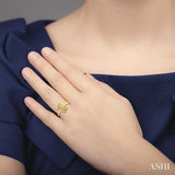 1/20 Ctw Round Cut Dual Heart Diamond Ring in 14K Yellow Gold