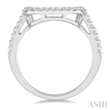 1/4 Ctw Round Cut Diamond Wedding Band in 14K White Gold