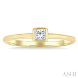 1/6 Ctw Petite Bezel Set Round Cut Diamond Fashion Ring in 10K Yellow Gold