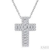 1/4 Ctw Cross Round Cut Diamond Fashion Pendant With Chain in 14K White Gold