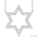 1/4 Ctw Star of David Round Cut Diamond Fashion Pendant With Chain in 14K White Gold