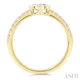 1/2 Ctw East-West Oval Cut and Round Cut Diamond Ring in 14K Yellow Gold
