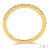 1/5 ctw Round Cut Diamond Wedding Band in 14K Yellow Gold