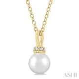 6 MM Round Shape Cultured Pearl and 1/20 Ctw Petite Round Cut Diamond Crown Fashion Pendant With Chain in 10K Yellow Gold
