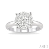 Lovebright Essential Diamond Engagement Ring